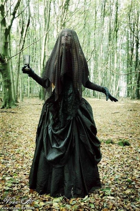 Samhain witch costume